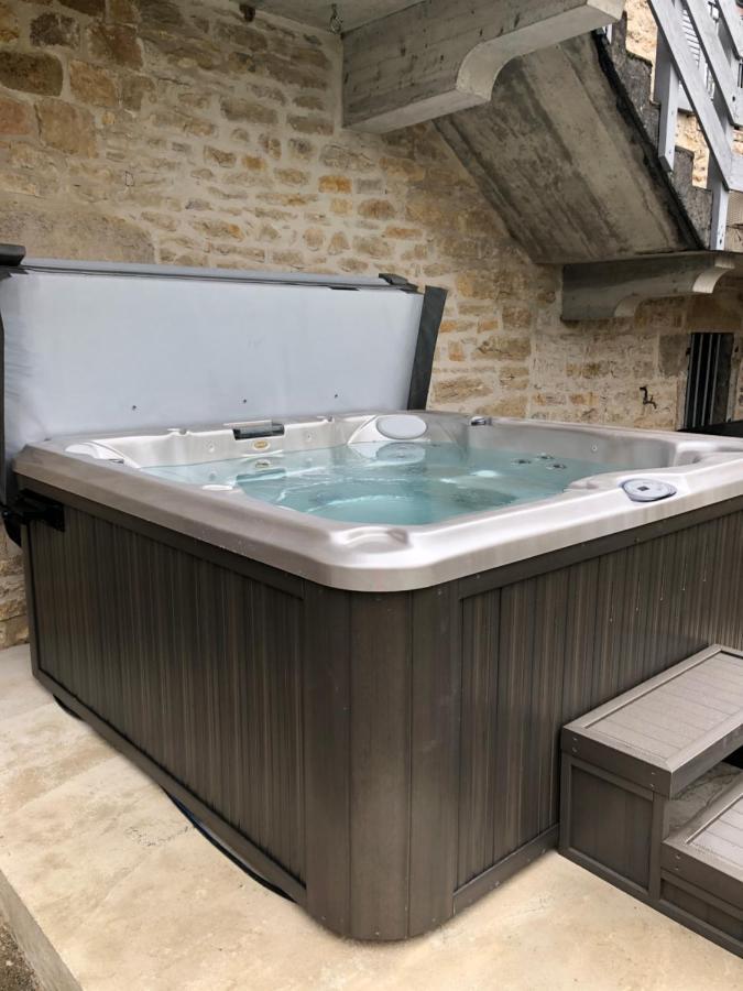 Saint-Germain-lès-Arlay Au Lavoir Du Serein "L'Eventail" المظهر الخارجي الصورة